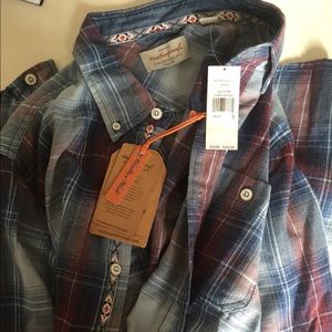 Men’s plaid festival type shirt